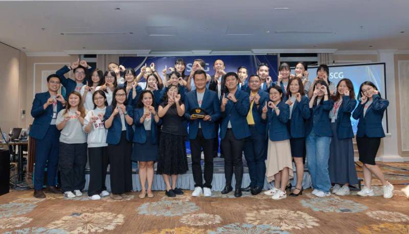 Tại Sao Blazer Lại Là Mẫu Đồng Phục Được Ưa Chuộng Nhất Hiện Nay?
