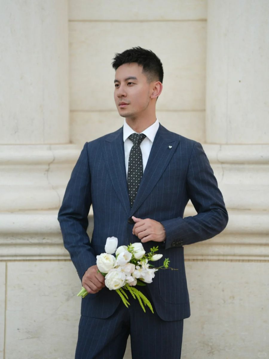 xu hướng phối vest cưới cho chú rể 2025